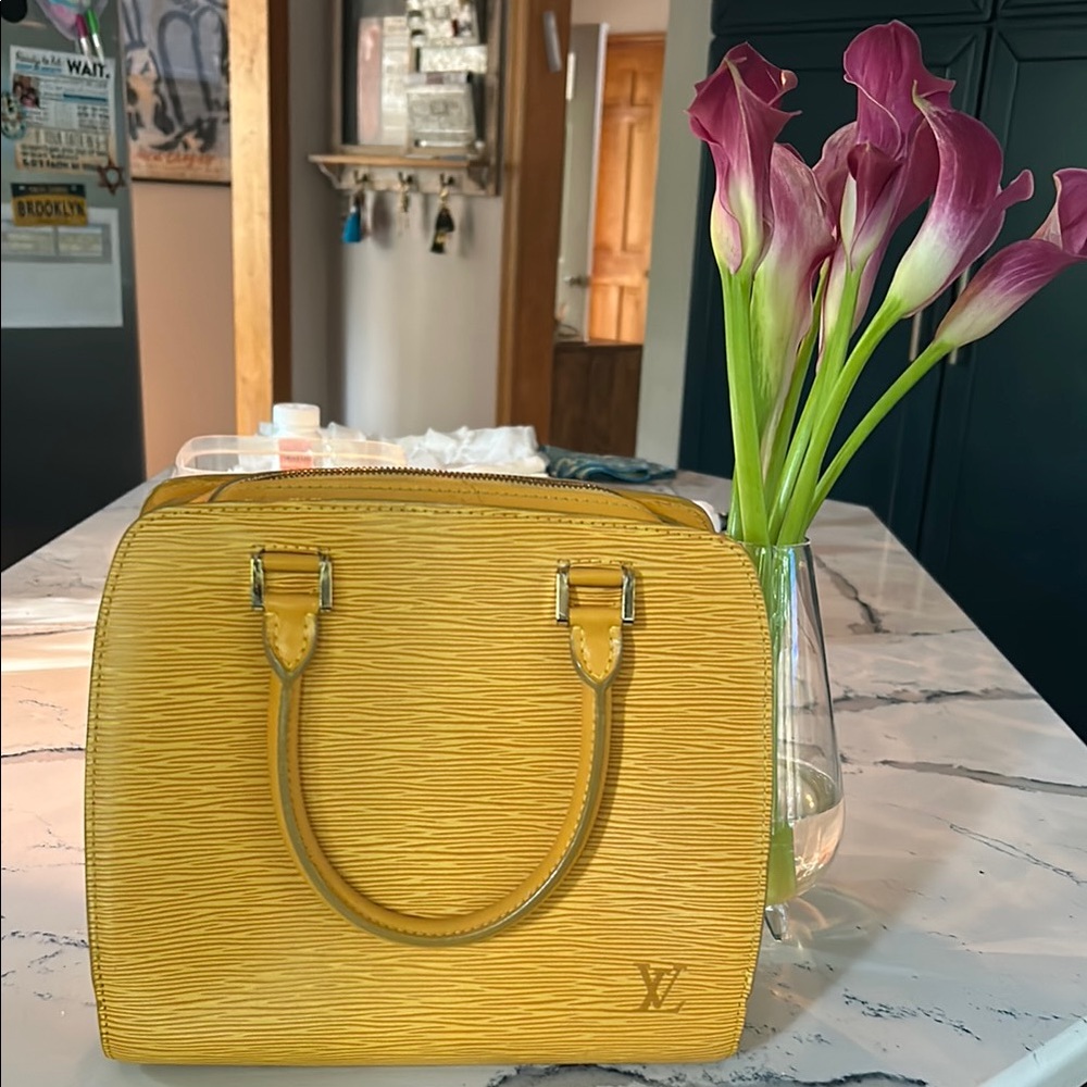 Louis Vuitton Yellow Epi Leather Satchel (EUC)